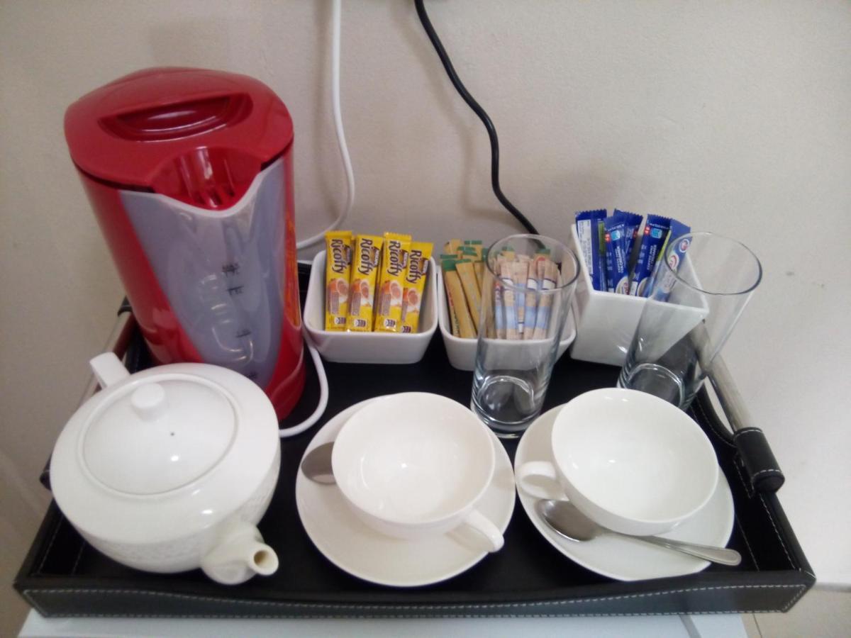 Bed and Breakfast Afrikawisa At O.R. Tambo International Airport Kempton Park Zewnętrze zdjęcie