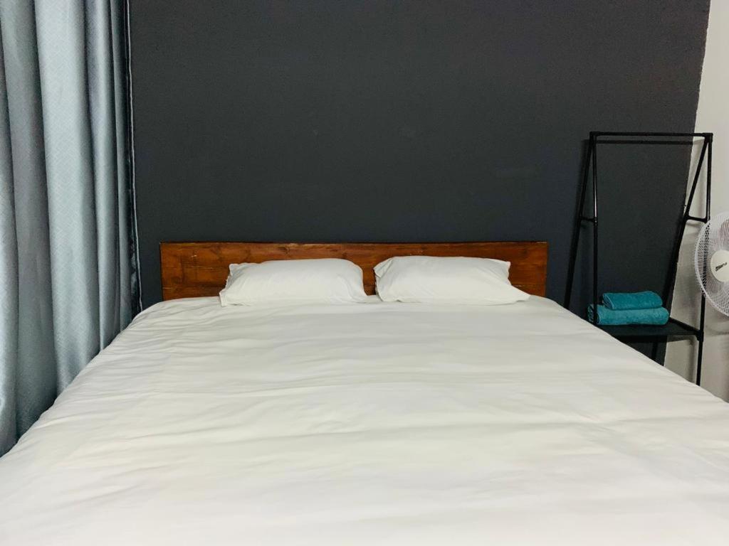 Bed and Breakfast Afrikawisa At O.R. Tambo International Airport Kempton Park Zewnętrze zdjęcie