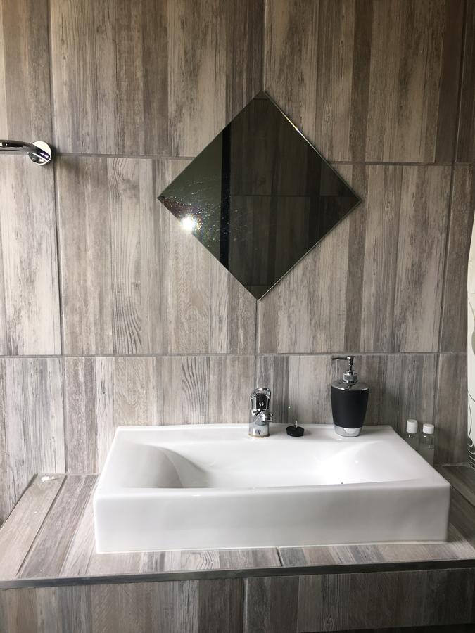 Bed and Breakfast Afrikawisa At O.R. Tambo International Airport Kempton Park Zewnętrze zdjęcie
