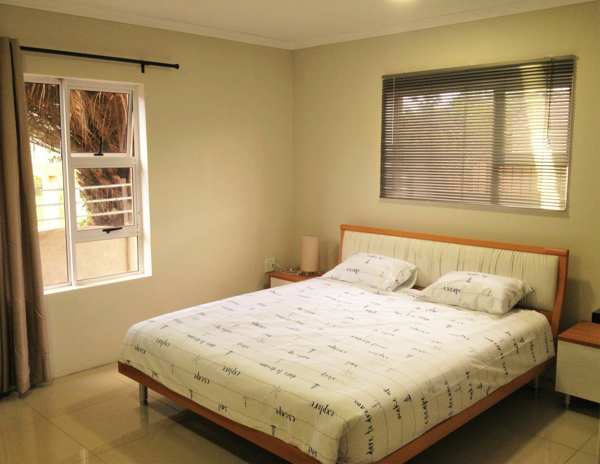 Bed and Breakfast Afrikawisa At O.R. Tambo International Airport Kempton Park Zewnętrze zdjęcie