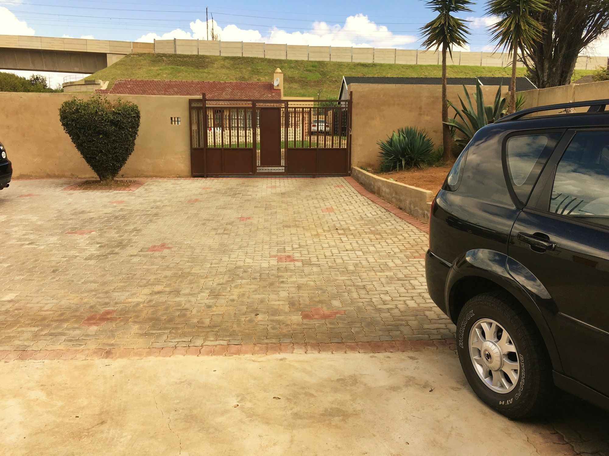 Bed and Breakfast Afrikawisa At O.R. Tambo International Airport Kempton Park Zewnętrze zdjęcie