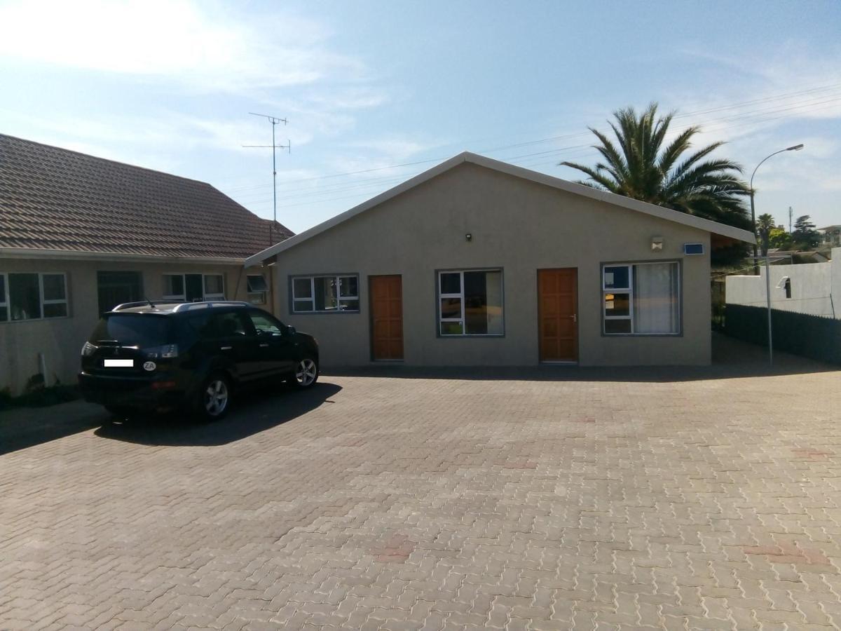 Bed and Breakfast Afrikawisa At O.R. Tambo International Airport Kempton Park Zewnętrze zdjęcie